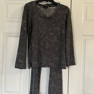 Tahari Gray Long Sleeve Top and Pants Set